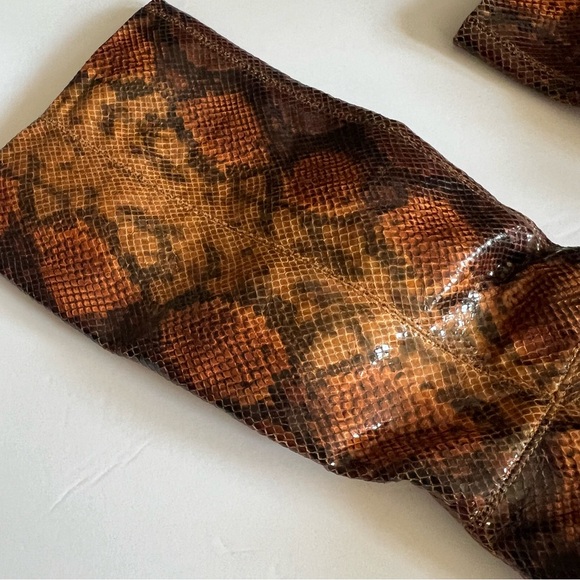 White Mountain Knee High Boots Snake Print Size 6 1/2 - Picture 12 of 16